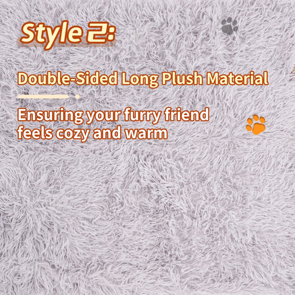 Text on double-sided long plush material with paw prints, describing its comfort and warmth.